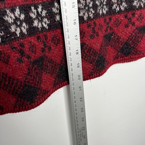 Coldwater Creek Sweater Vest Womens XL Red 100% Wool Zip Fair Isle Reindeer USA - Picture 7 of 8